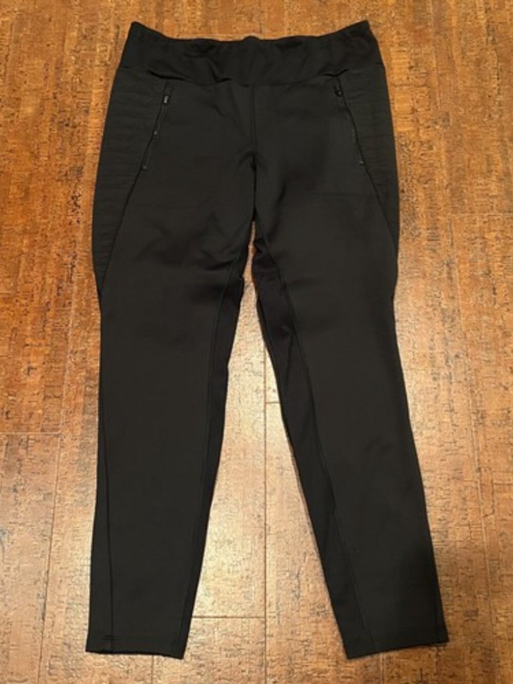 Athleta Women’s Large Black Peak Hybrid Fleece Tight Leggings